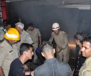 Fire in Janpath market.