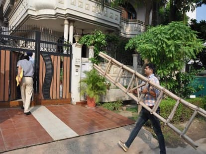 ED is searching Yadav Singh property in UP.