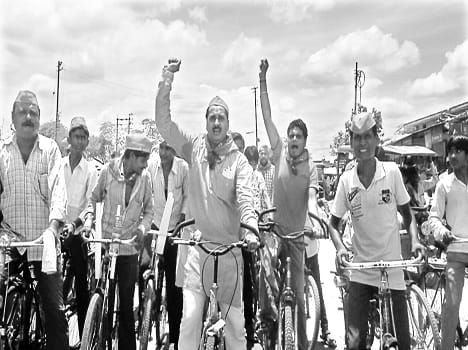 Bicycle tour described in the Government's Achievements