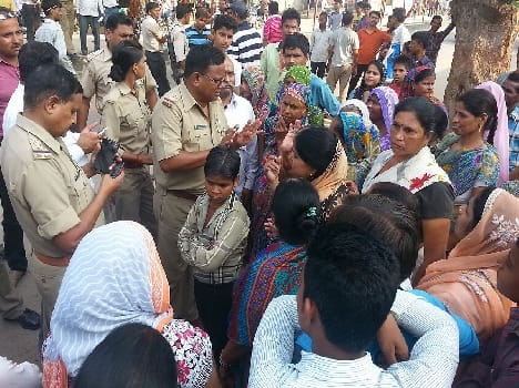 Unannounced power cuts anger at the fair