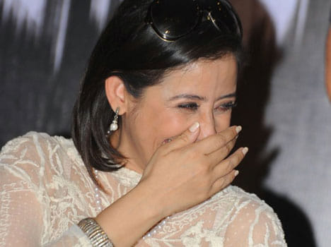 manisha koirala wants to adopt children