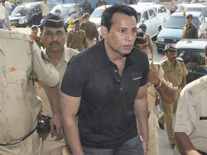 abu salem had a hindu name on his a passport