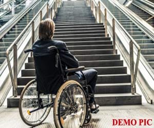 handicapped criminal reaches fifth floor of court room by crawling