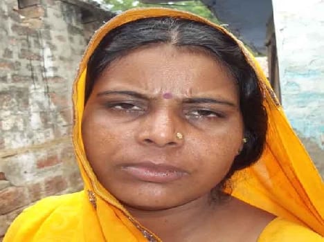 The head of the village do not know Mjre , running husband Prime