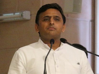 cm akhilesh yadav takes action on twitter complaint
