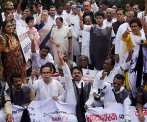 Who responsible for parliyament deadlock