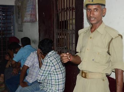 Gamblers arrested in a hotel of lucknow