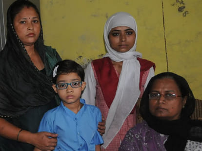 this girl saved a small girl child from kidnappers