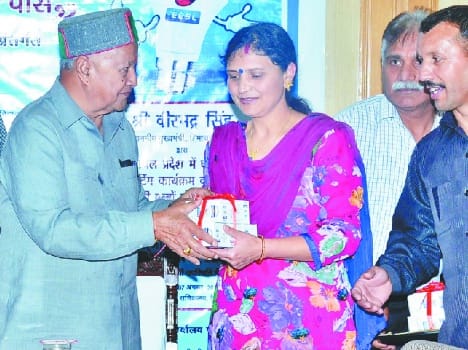 LED bulb distribution to citizens of himachal pradesh by electricity board.