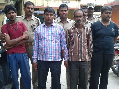 The master of military thugs Police engaged in search