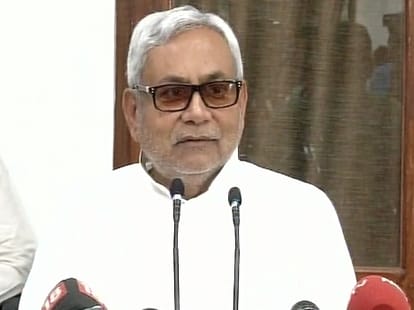 nitish attacked on pm modi on gaya railly