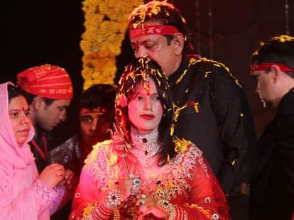 Radhe Maa holds naked, sex-filled satsangs says Dolly Bindra