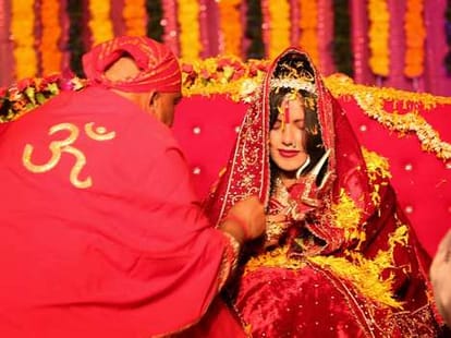 ram mandir mahant accused radhe maa for conspiracy against guru ramdin das.