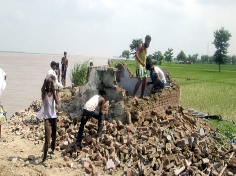 Getting lost in the intersection of skirt existent Bdipurwa village