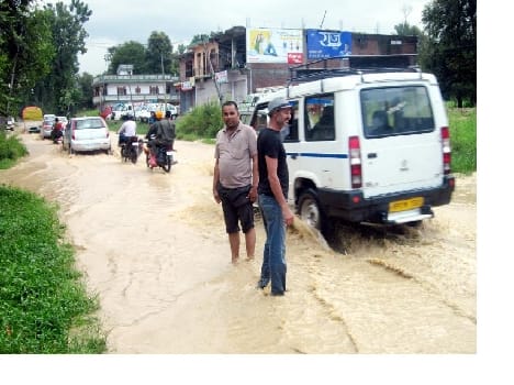 heavy rain in mandi