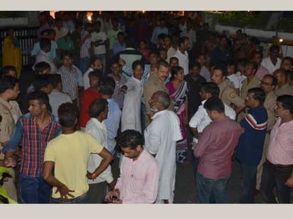 A patient died in a hospital in Lucknow.