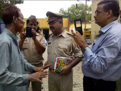 A girl found hanged in police station in Sitapur.
