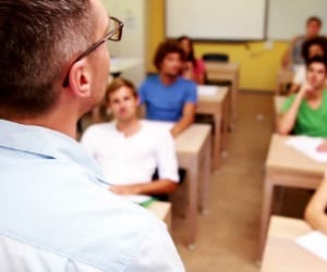 teachers not get job if leave college between semester