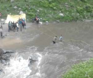 five people drowned in himachal.