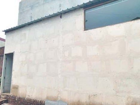 ajab gajab house will secure from summer and winter