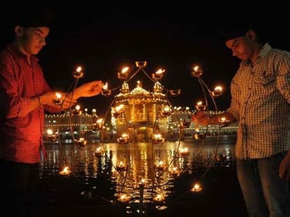Wedding between Sikh bride and non-Sikh groom stopped by 'thugs' in London