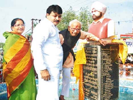 Josh- unveiled statues of revolutionaries with zeal