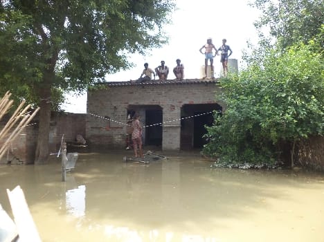 Flooding in the village of Pruti Havoc, connectivity chopped