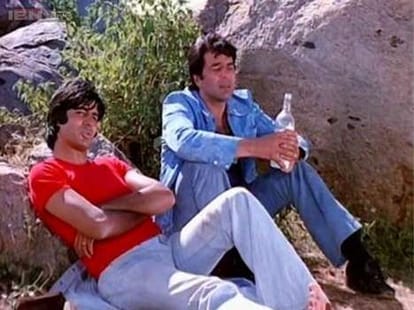 11 main objects Who hits in Movie Sholay 