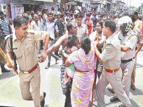 sereral house demolished at cantt bord area