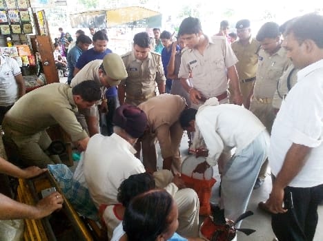 Station and trains from checking in passengers caused great discomfort