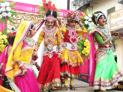 Extracted with attractive floats Kalash Yatra
