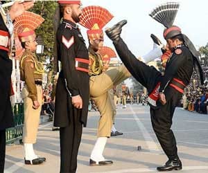 pak media review on india pakistan rilation