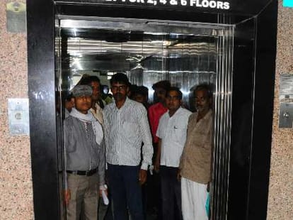 Goverment hospital's lift are not up to the mark