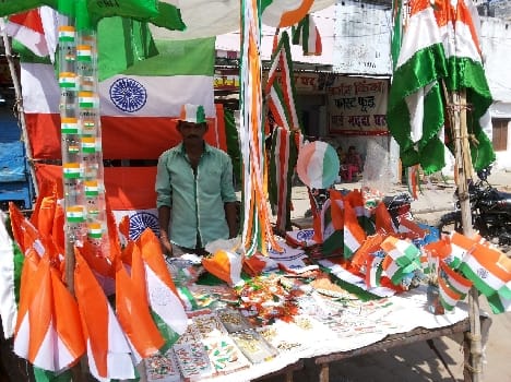 Tricolor overcrowding of the entire district
