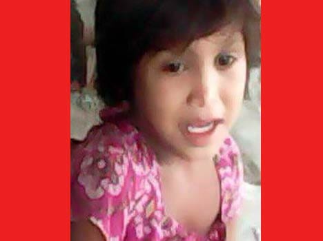 supervisor kills girl after she teases him n shows her tongue to him