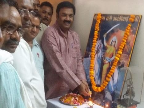 Queen's Birthday celebrated by Avanti