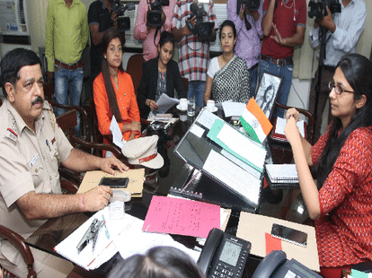 In the case of head burst Alka Lamba meet Maliwal