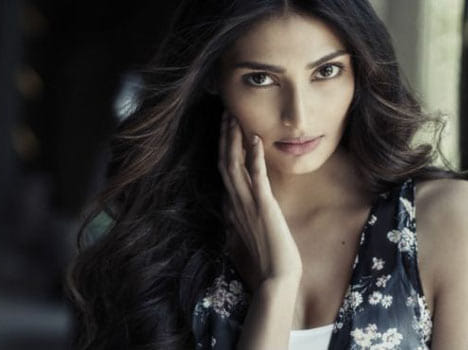 Athiya Shetty Wants to have a very long innings in Bollywood