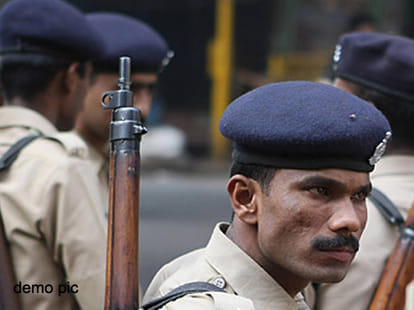 asi hanged inside the police booth, died
