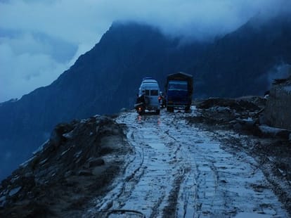 Notification banning diesel, petrol vehicles in Rohtang Pass issued