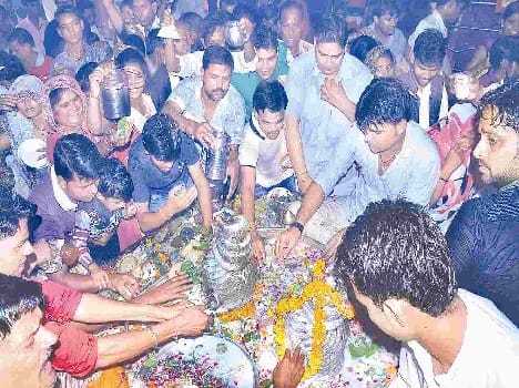 devotee abhishek kailash mahadev