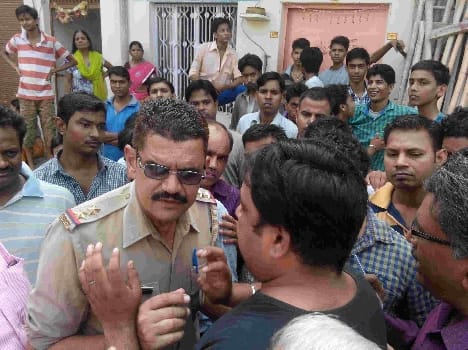 people caught torrent vigilence team to break meter sealing