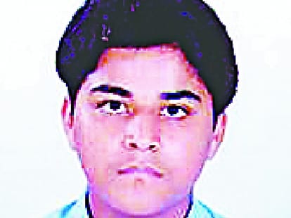 uttar pradesh student secured good rank in aipmt