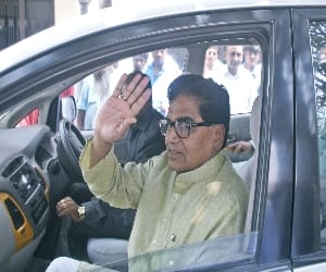 Ram Gopal said, do not disrupt Parliament on National Herald.