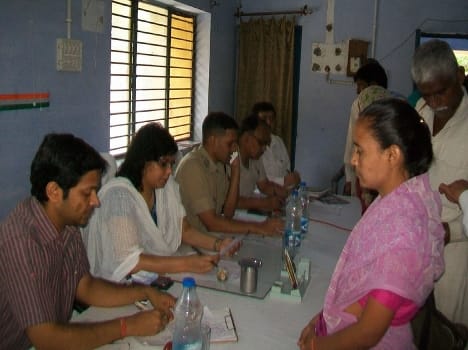 Real time settlement of complaints