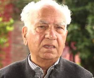 BJP leader shanta kumar oppose india-pak match at dharamshala.