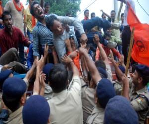 abvp huge rally in dehradun for education system.