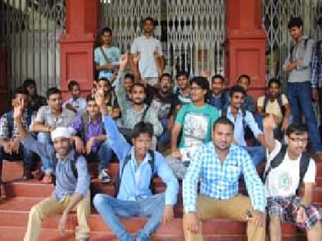 The BHU imposed on the students in Library Lock