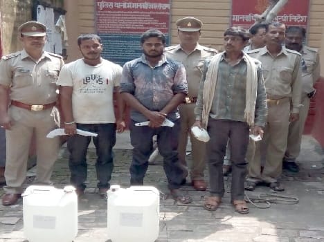 Including hashish - raw alcohol Three criminal arrested