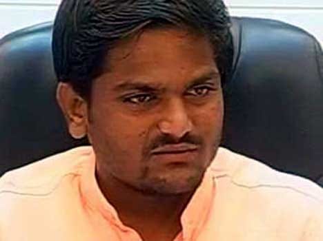 hardik patel criticized at twitter